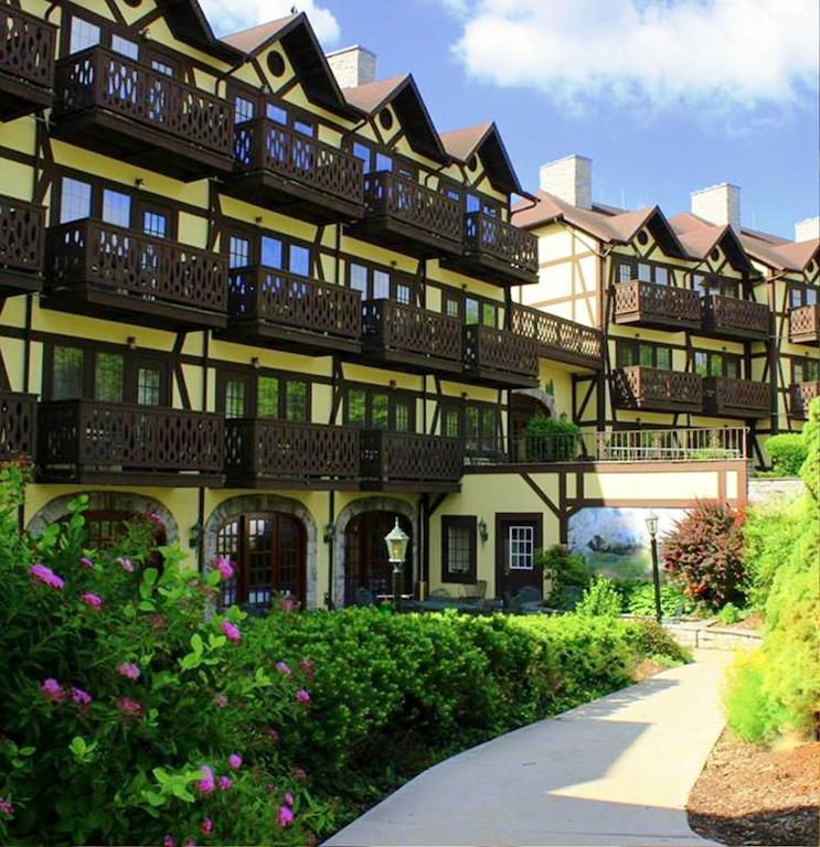 Bavarian Inn Шепердстаун Екстер'єр фото